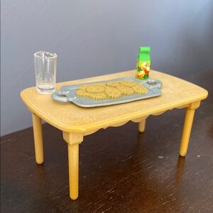 Sylvanian Families Dining Table Accessory Spare Parts with snacks and drinks